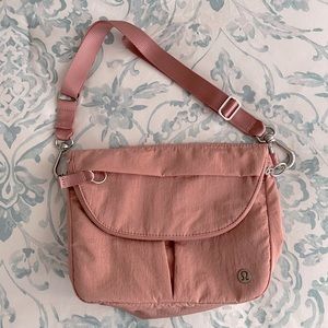 Lululemon All Night Festival Bag in Pink